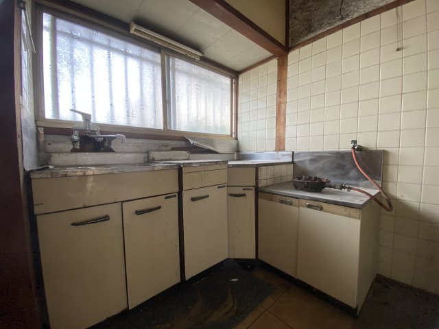 入間市仏子中古戸建のキッチン