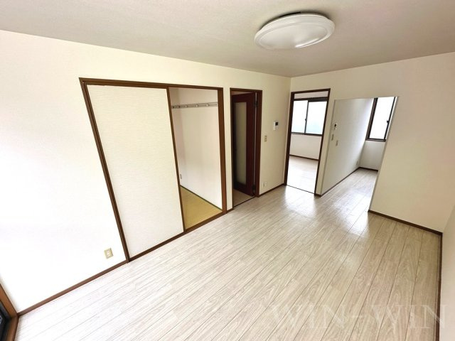 iホームTOWN 壱番館の居間・リビング