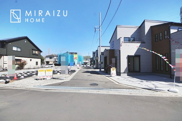 【前面道路含む現地写真】 | 前面道路☆運転が不安な方も安心な前面道路、きちんと幅員のある道路は女性にも安心です。整備されている道路は気持ちも良いですね♪