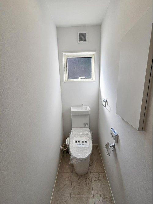 新庄町のトイレ|2階ももちろんウォシュレットトイレです☆