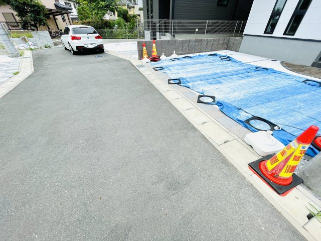 市川市真間５丁目の前面道路含む現地写真