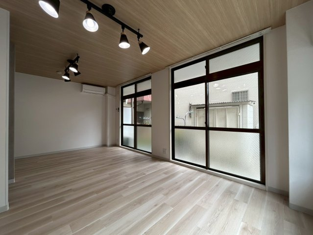 ミドリマンションの居間・リビング|おしゃれな居間です