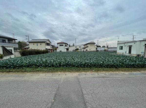 伊勢崎市 赤堀鹿島町（国定駅） 住宅用地の前面道路含む現地写真