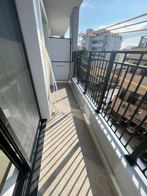 氷川台レジデンスのバルコニー