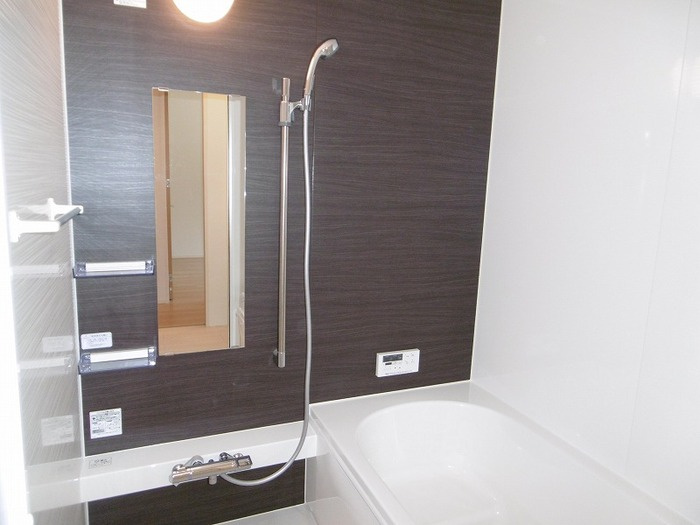 D-roomグリーンヒルズ の浴室