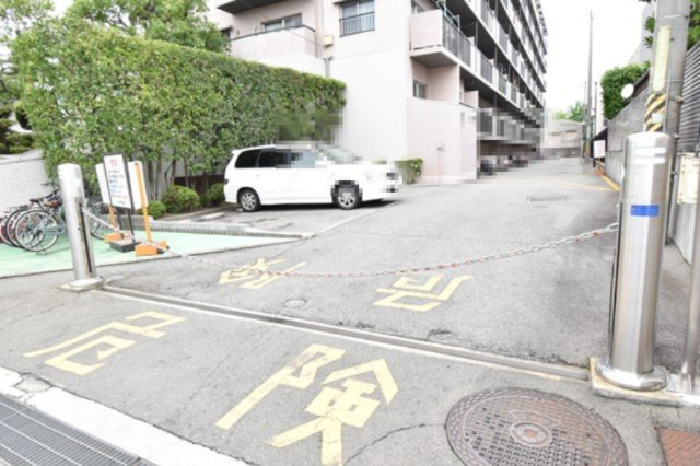 【周辺】 | ドルミ南豊中 | こちらの物件近くの教育施設や、スーパー・公園など、物件周辺の住環境を併せてご案内させて頂きます。ぜひ、現地での暮らしをイメージなさって下さい！