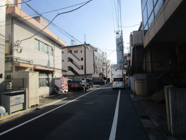 板橋区中丸町のビル