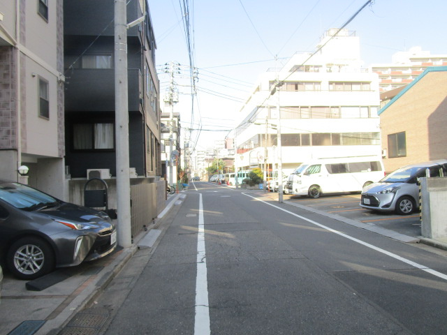板橋区中丸町のビル