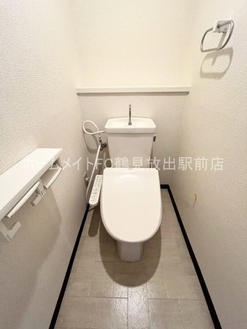 大阪市鶴見区今津中２丁目の賃貸マンションのトイレ