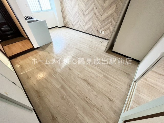 大阪市鶴見区今津中２丁目の賃貸マンションの居間・リビング