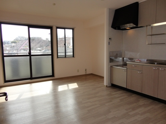 クレールプラザ立花の居間・リビング