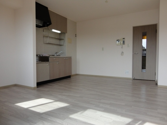 クレールプラザ立花の居間・リビング