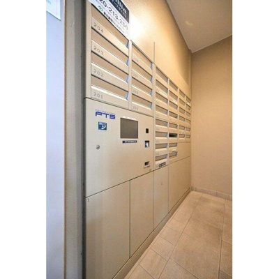 【その他共用部分】 | Brillia中野 | メールボックス・宅配ボックス完備！