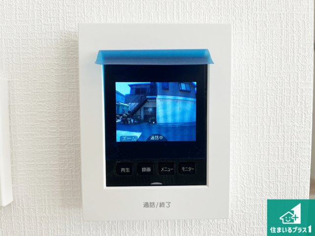 神戸市須磨区多井畑筋替道　新築一戸建ての設備|カラーモニターインターホン！声だけでなく来訪者の姿や顔がモニターで確認できるので、小さなお子様がいらっしゃるご家庭でも安心できます！