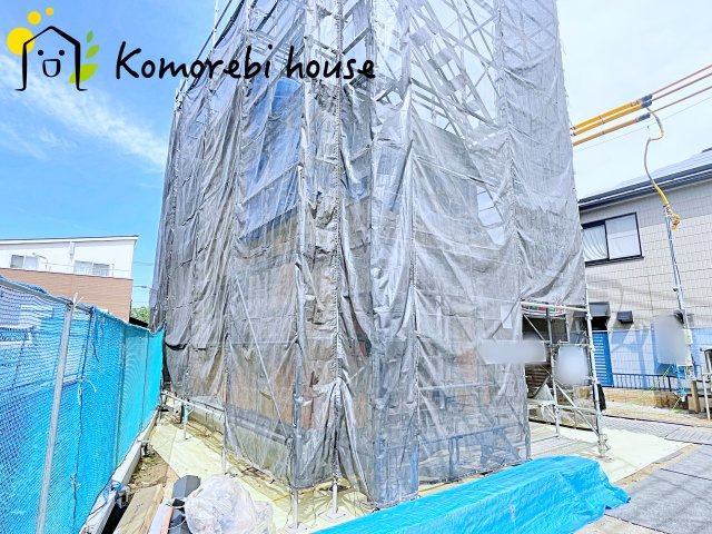 上尾市瓦葺　第1期　新築一戸建て　リナージュ　02の駐車場|駐車場があるので、車を買う予定の方も安心です