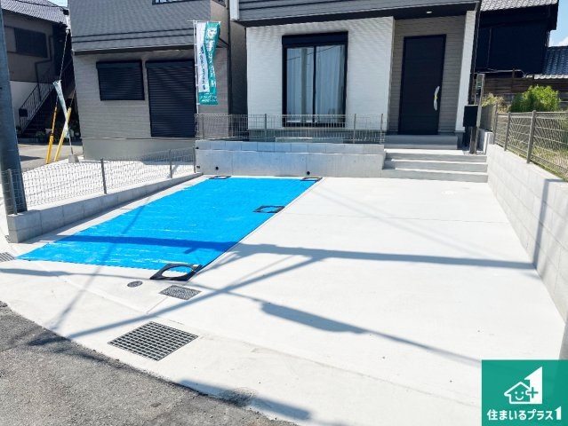 神戸市須磨区多井畑筋替道　新築一戸建ての駐車場|駐車スペース！散水栓があるので、こまめに愛車を洗えます！