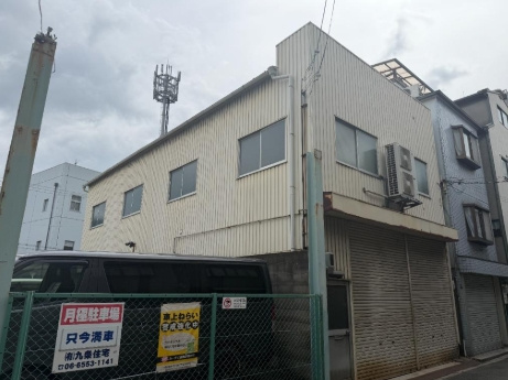 三軒家東６丁目倉庫