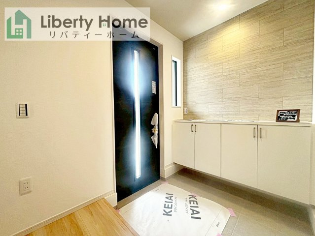 取手市戸頭18期　新築戸建の玄関|同形状・同仕様