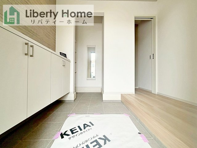 取手市戸頭18期　新築戸建の玄関