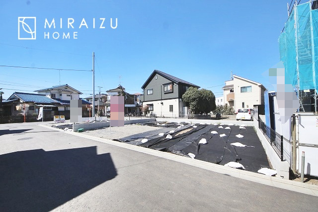 【前面道路含む現地写真】 | どういった間取りにしよう。どの部屋をどう使おう、インテリアはどうしよう、想像するだけでわくわくしちゃいますね。マイホーム計画が楽しみですね☆

