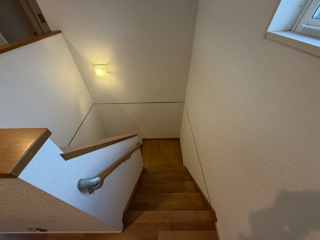 新涯町４丁目　並列４台＋１台　長期優良住宅