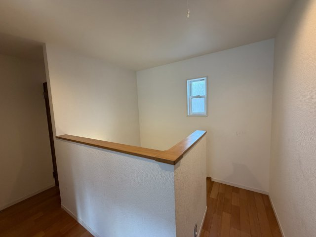 新涯町４丁目　並列４台＋１台　長期優良住宅