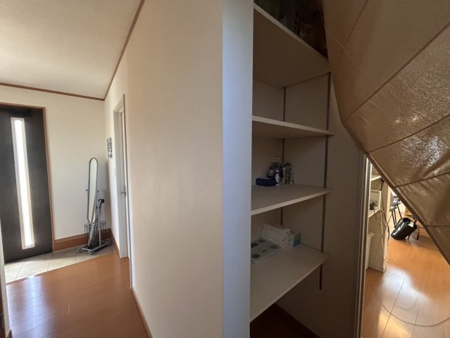 前橋市女屋町76-5の玄関