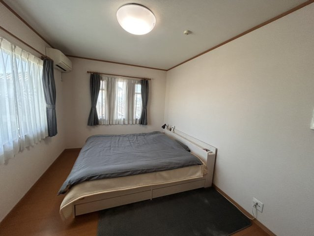 前橋市女屋町76-5の寝室