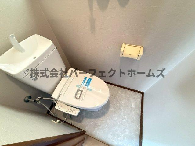 津田東町2丁目戸建　賃貸のトイレ|シンプルで使いやすいトイレです