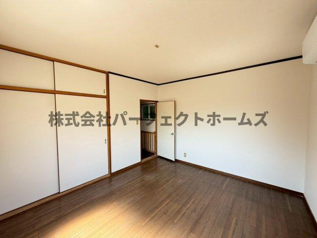 津田東町2丁目戸建　賃貸の洋室|ゆったりした洋室です