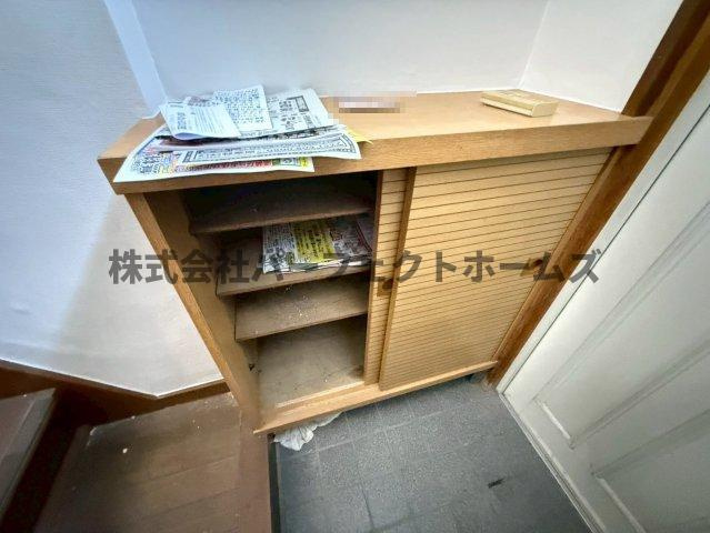 津田東町2丁目戸建　賃貸の収納|便利な収納スペースです