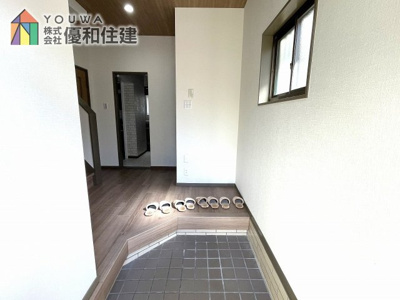 【玄関】 | 中古戸建　神戸市西区王塚台１丁目