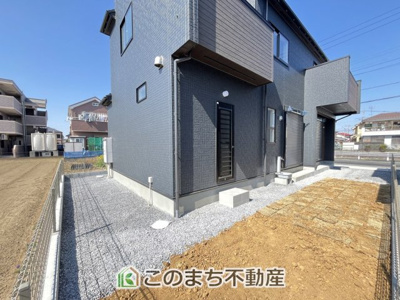 【庭】 | WOODIE　久喜市青毛3丁目　1号棟 | お庭でご家族や友人を招いてＢＢＱもできますね！お子様の水遊びにもぴったりです☆
