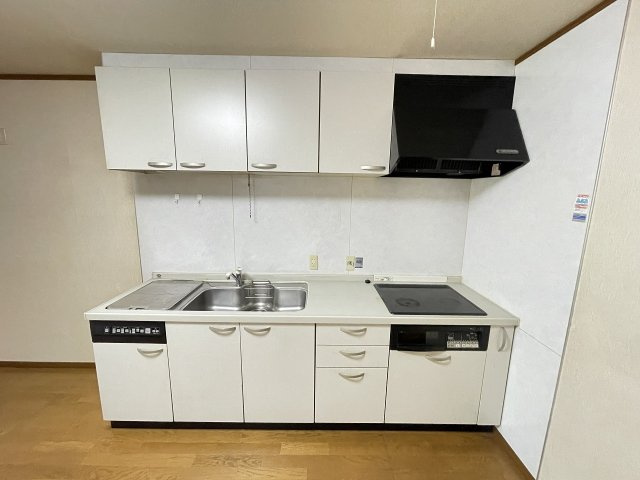 中務町のキッチン