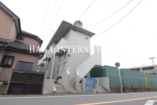 ローズアパートＲ５６番館の外観