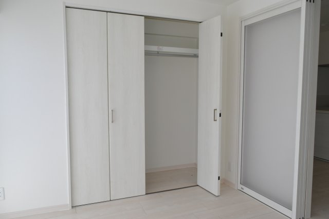 調布市小島町３丁目の中古マンションの収納