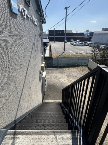 想定年間賃料299.5万　想定利回り12％　木造のその他共用部分