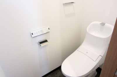 【トイレ】 | ロカンダ泉佐野