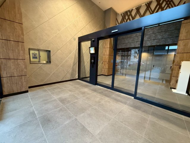 【エントランス】 | エスリード新大阪ザ・プレミアEAST