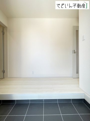 【玄関】 | Livele Garden.S上里町七本木 第6　【平屋】新築住宅 | ≪5号棟≫
現地(2026年7月撮影)