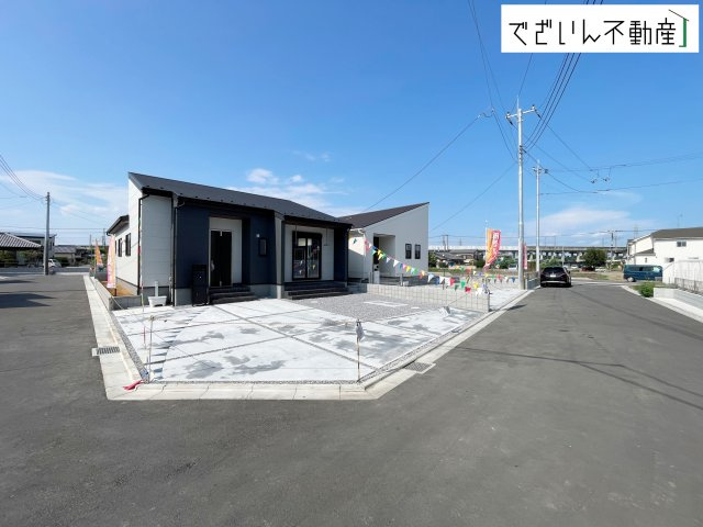 【前面道路含む現地写真】 | Livele Garden.S上里町七本木 第6　【平屋】新築住宅 | ≪5号棟≫
現地(2026年7月撮影)