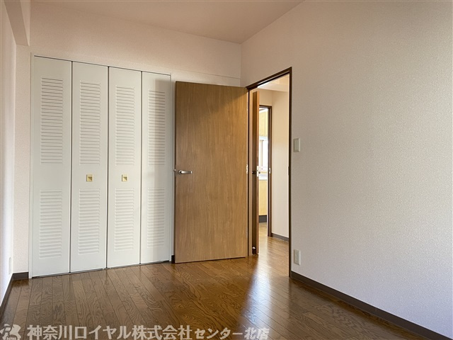 【寝室】