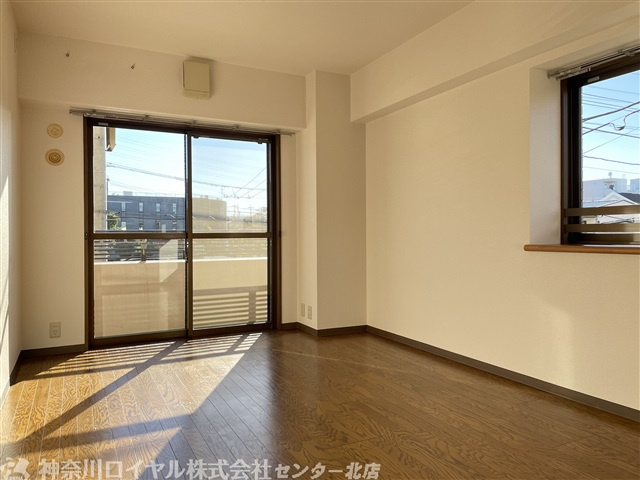 【居間・リビング】