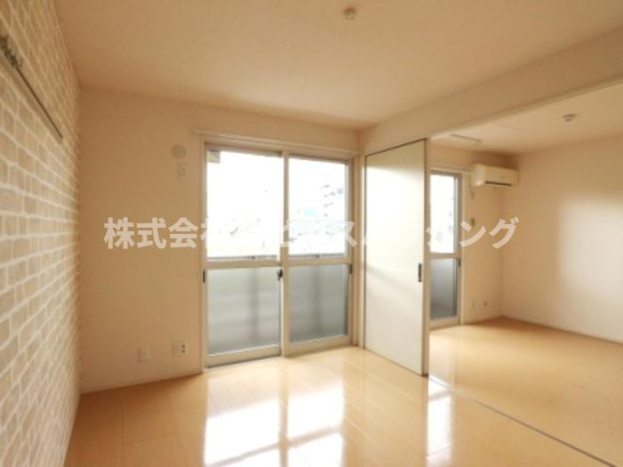 ヴァンテkodaの洋室