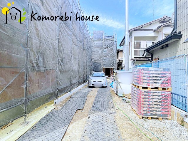 上尾市瓦葺　第1期　新築一戸建て　リナージュ　01の駐車場