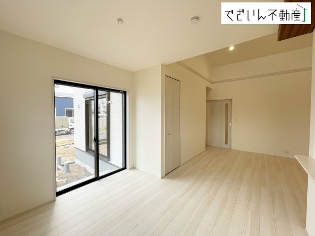 【居間・リビング】 | Livele Garden.S上里町七本木 第6　【平屋】新築住宅 | ≪6号棟≫
現地(2026年6月撮影)