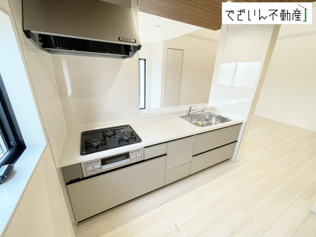 【キッチン】 | Livele Garden.S上里町七本木 第6　【平屋】新築住宅 | ≪6号棟≫
現地(2026年6月撮影)