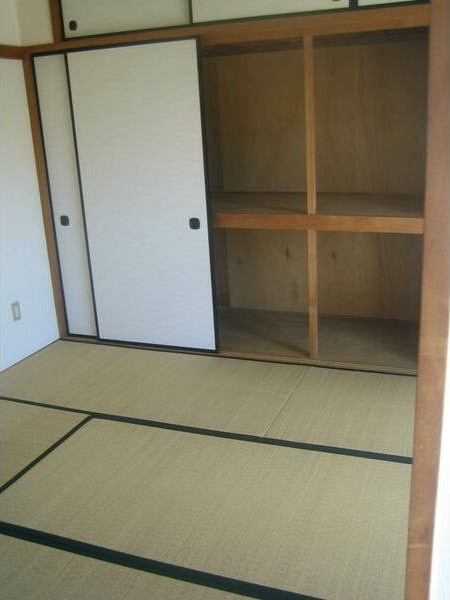 マンション菅沼の和室