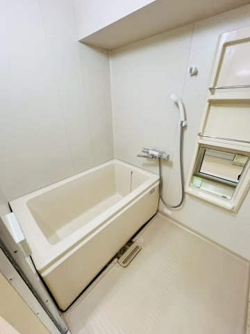 パレ清水が丘の浴室