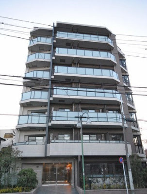 【外観】 | ラティエラ中野 | 鉄筋コンクリート造のがっちりとした建物。